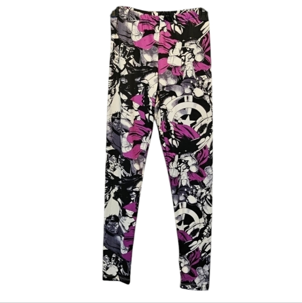 Marvel Avengers White Black Purple Leggings 95% Polyester 5% Spandex Size M